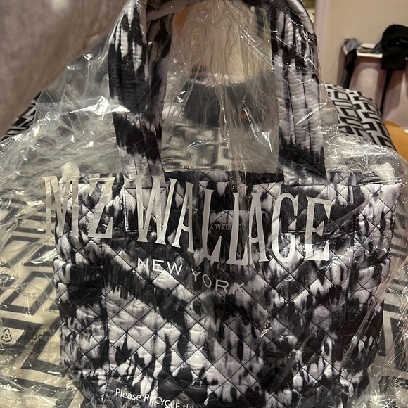 Mz Wallace Max Wave Tye Dye - Picture 2 of 4